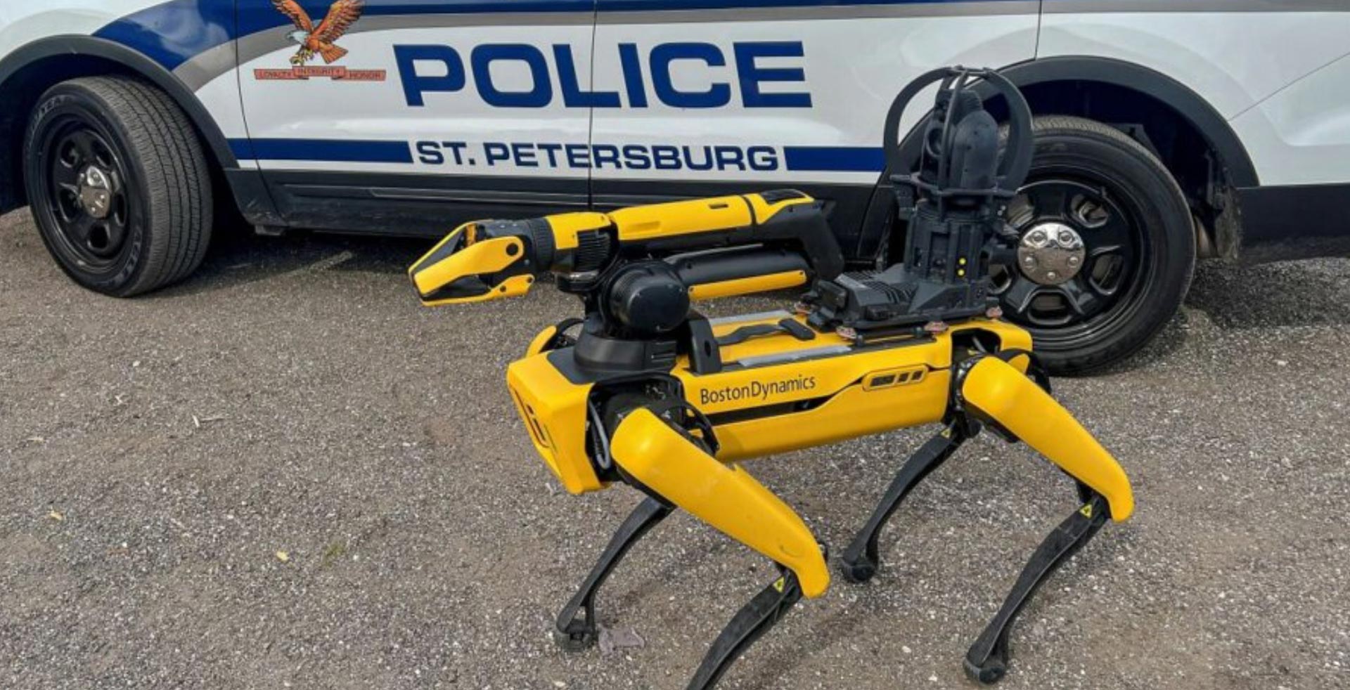 SPOT the Robotic Dog st. Petersburg Police Deparment